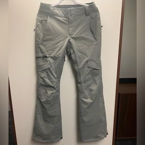 Armada Women’s Ski Pant (Size small)